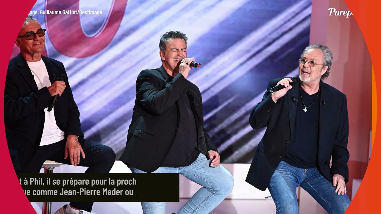 EXCLU "C'est mon pêché mignon" : Grâce au succès, le chanteur Phil Barney a constitué une belle collection dans sa maison du Val de Marne