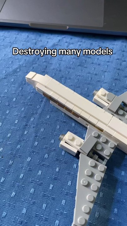 Destroying Lego models !