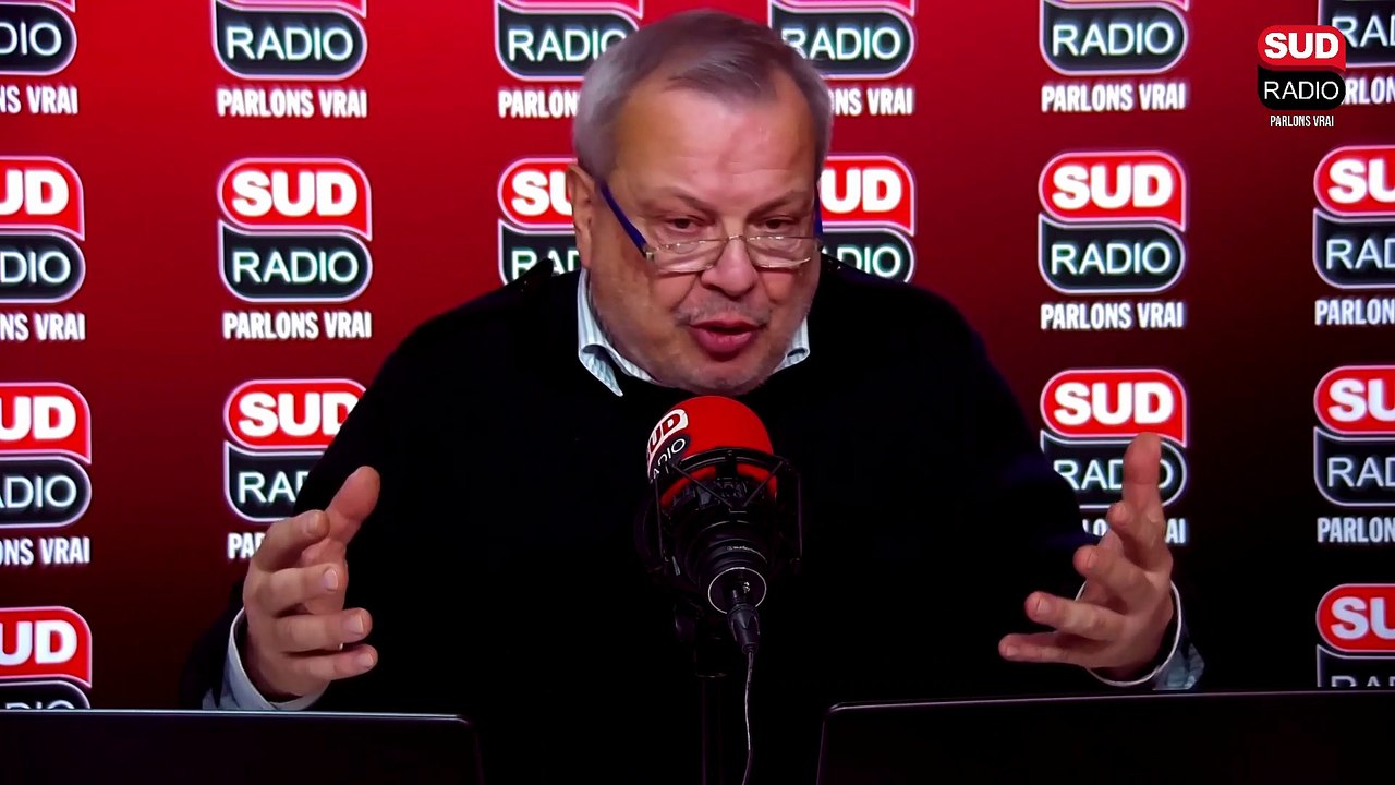 La destruction d'une pinata anti-police fait polémique