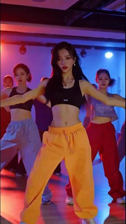 K-pop respect  Smooth moves Unrea 🌟 ✨ #focus #respect #skills #smooth