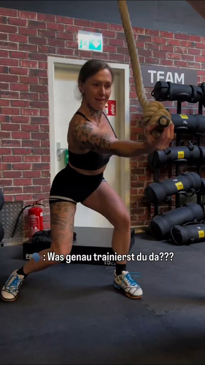I didn't know this exercise! 😂😂😂