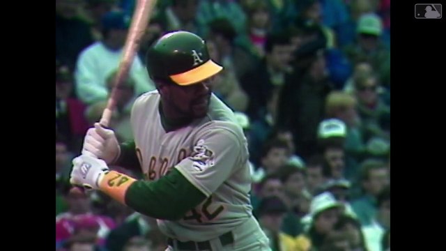 Dave Henderson hits a go-ahead single vs Red Sox (1988 ALCS Game 1)