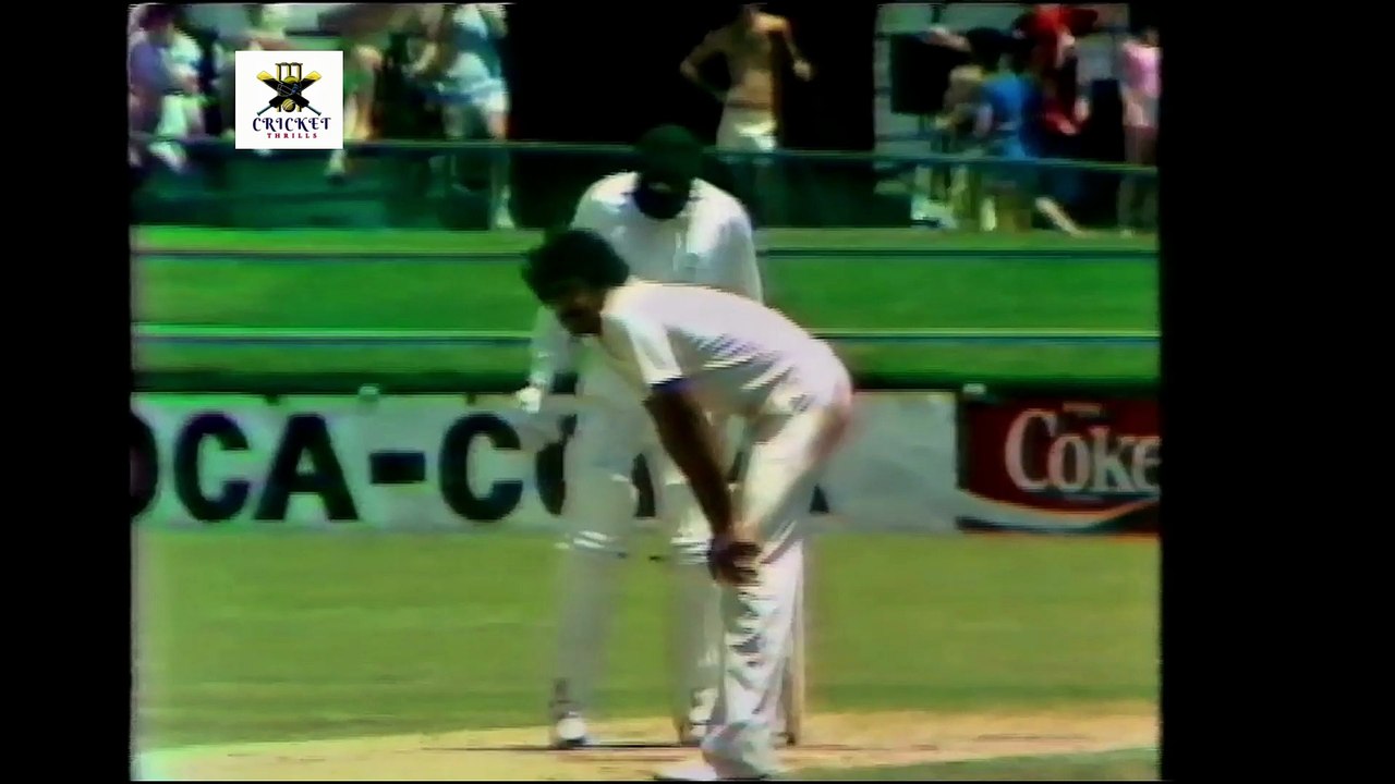 Dirk Wehlam 26 off 84 Balls 97 Mins 5 Fours vs Pakistan 3rd Test at MCG First Innings in Dec 1981