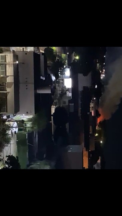 Incêndio de grandes proporções consome loja próxima à Praça da Catedral de Umuarama - 5