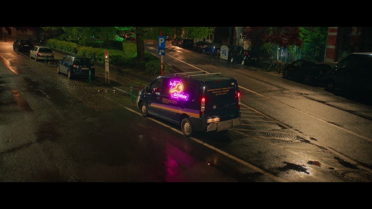 Ab durch die Mitte - Mit Vollgas durch Paris Trailer OmeU