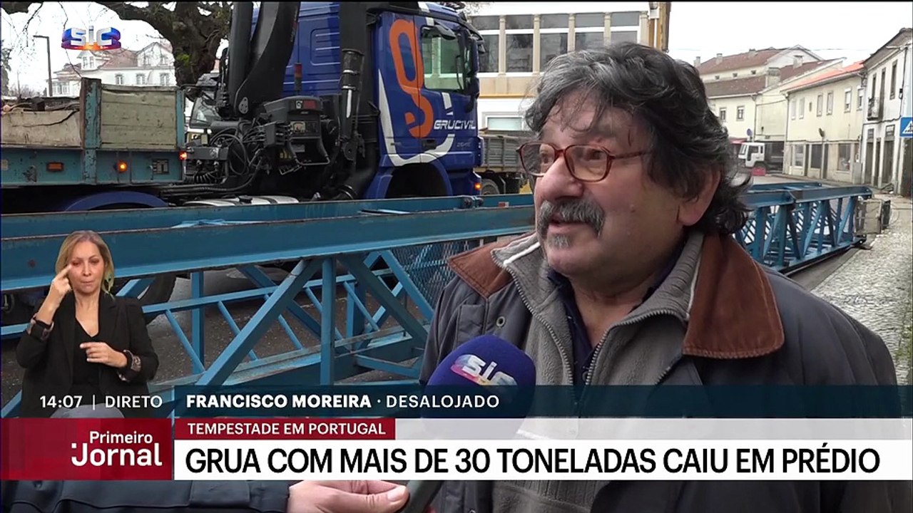 Grua de 30 toneladas destrói apartamento em Cernache do Bonjardim