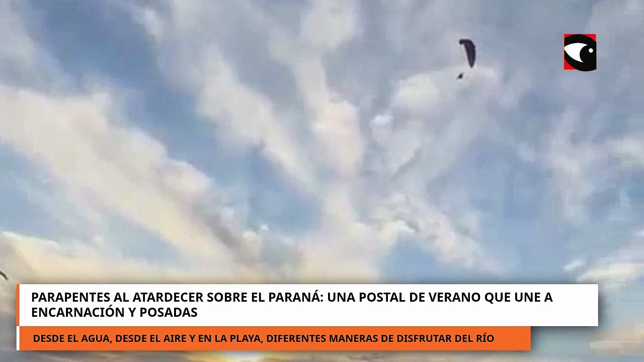 Parapentes al atardecer sobre el Paraná, una postal de verano que une a Encarnación y Posadas