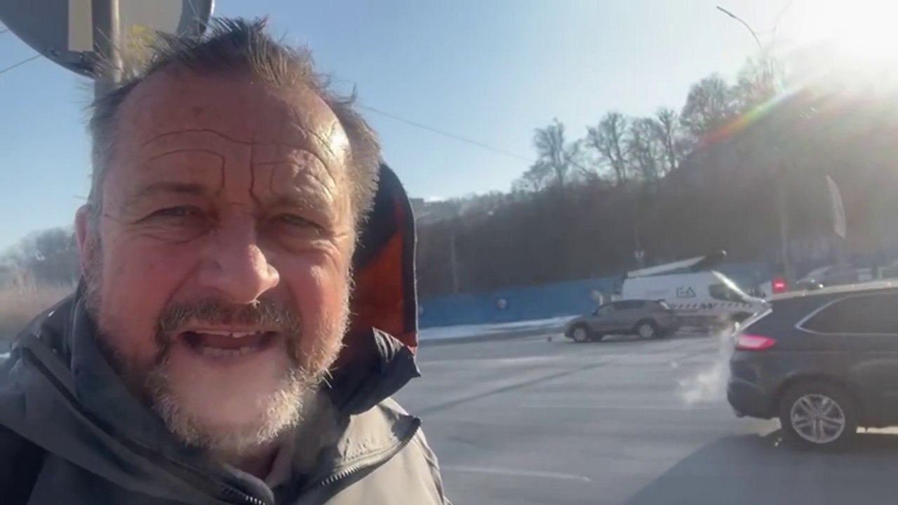 Raid russi su Kiev nella notte: il videoracconto dalla capitale ucraina