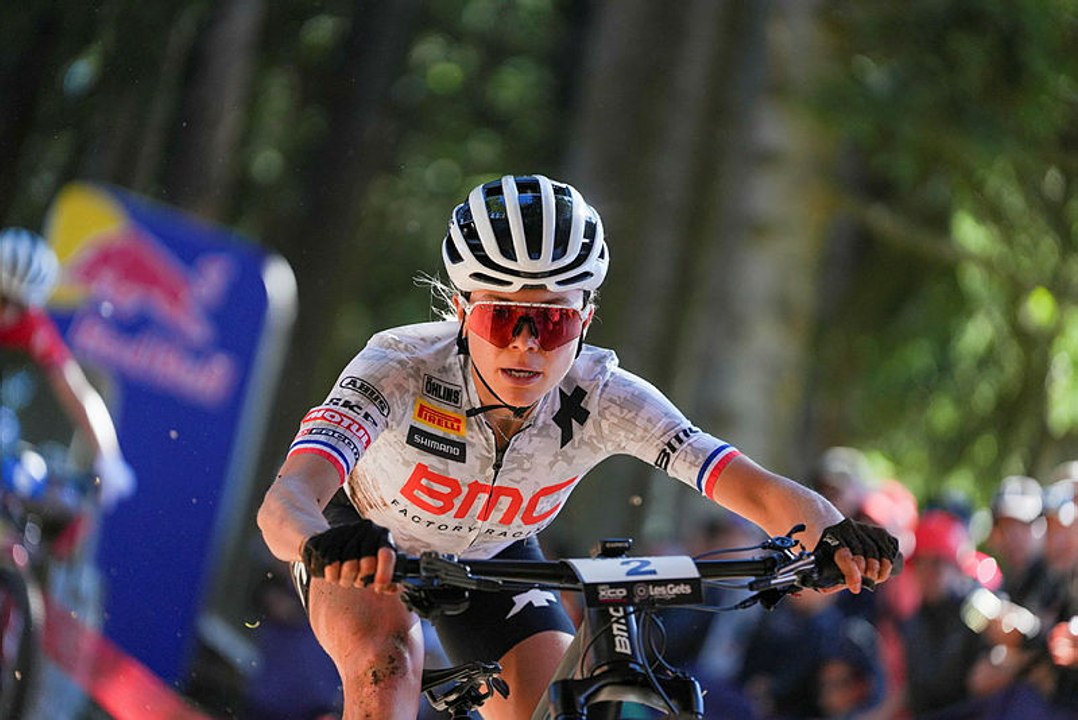 Loana Lecomte révèle avoir fait un burn-out - VTT