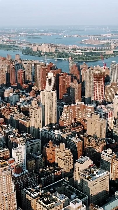 Escaping the Mafia, I Married A Homeless Billionaire