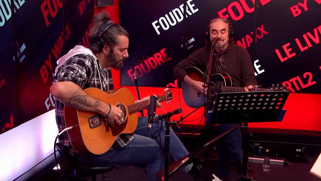 Stephan Eicher & Waxx reprennent "Big Big World" d'Emilia en live dans Foudre