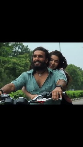 As Jaskirat finds strength in love, Yaalina becomes the calm that keeps him going. that's love. ❤️   #glamsham #dhurandhar #ranveersingh #saraarjun #bollywoodcinema  {glamsham, dhurandhar, ranveer singh, sara arjun, bollywood cinema}
