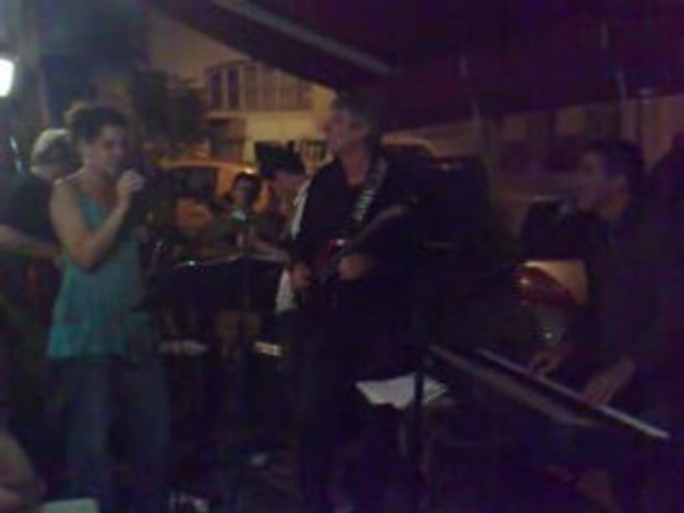 "Un Autre Monde" - Téléphone - 05/2008