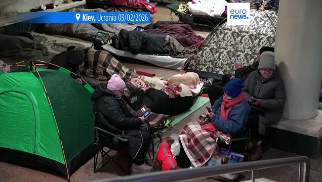 Rusia lanza 520 drones y misiles contra Ucrania antes de la reunión de paz en EE.UU.