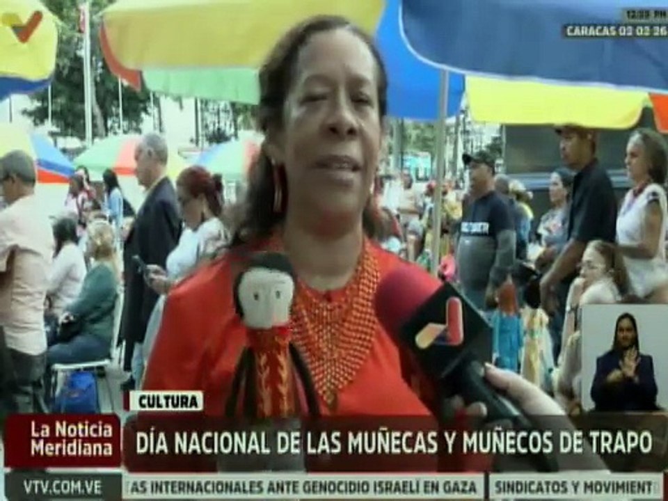 Caracas | Más de 600 creaciones de muñecos de trapos se exponen junto a talleres en Plaza Bolívar