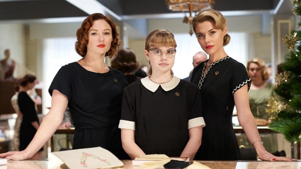 Les petites robes noires