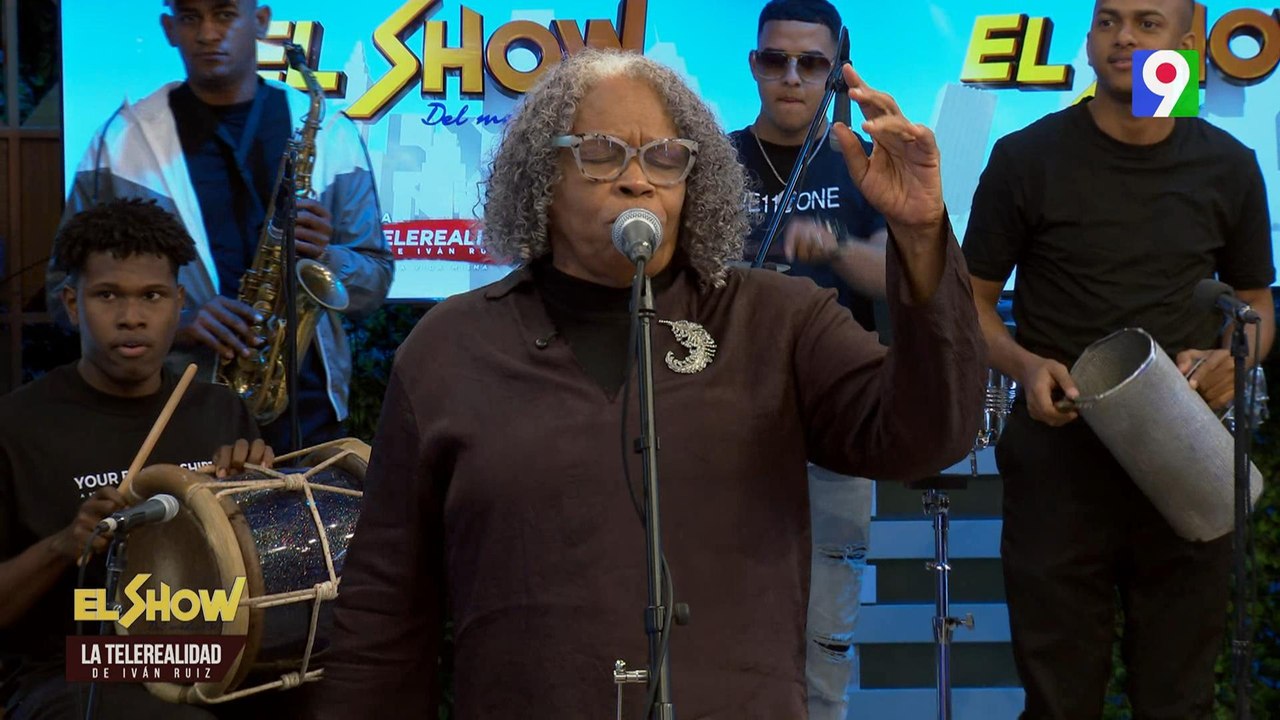 Martha prende el Candelero en la Telerealidad | ESM