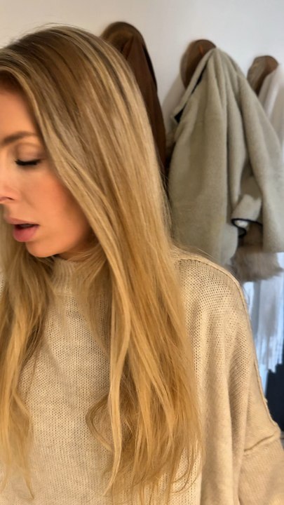 Pov : tu tombes sur une fille un peu collante