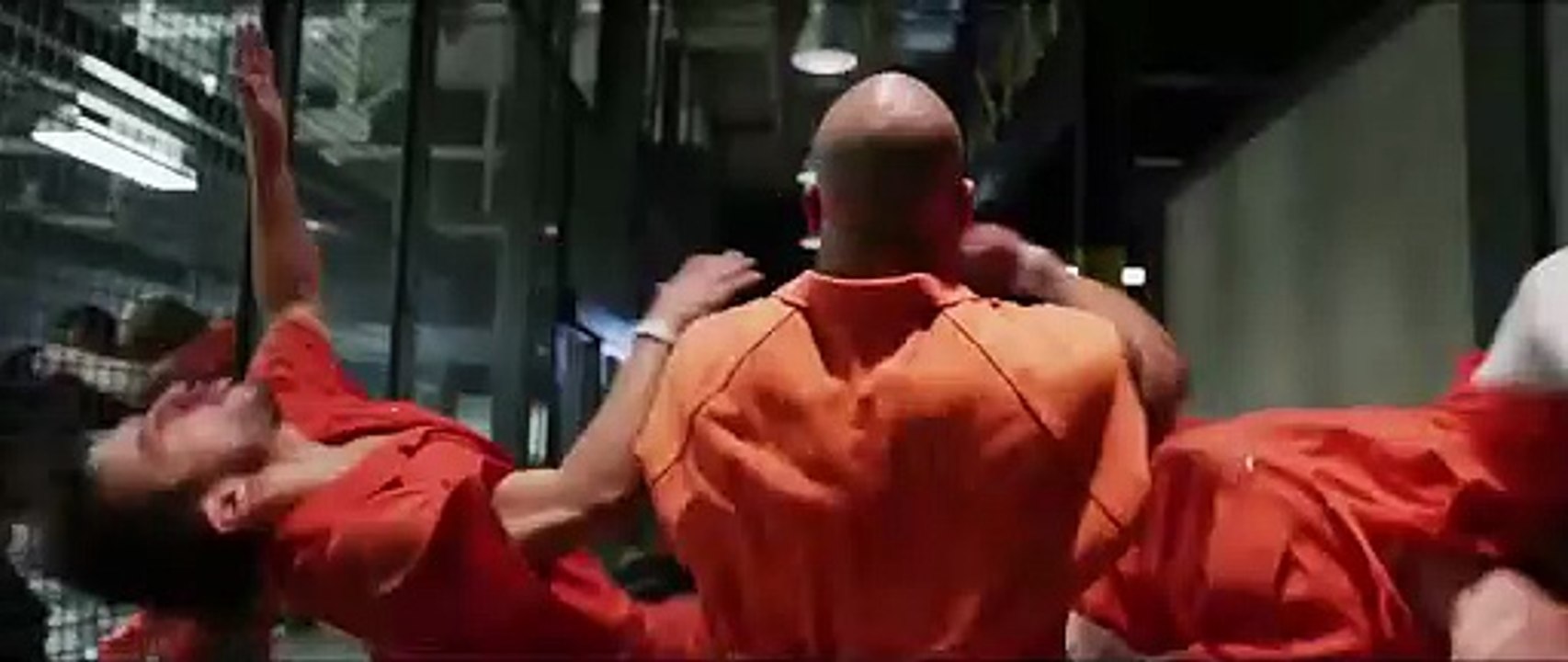 Fast & Furious 8 Trailer (2) DF
