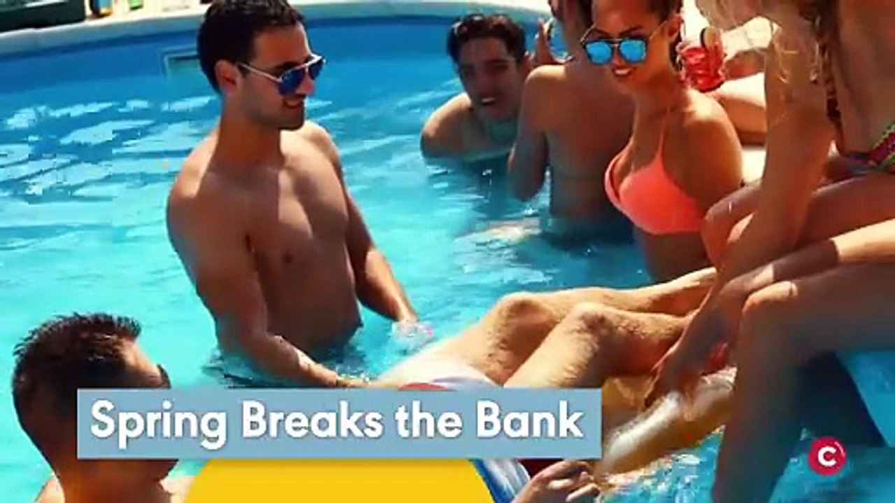 The Most Expensive Travel Days of the Year