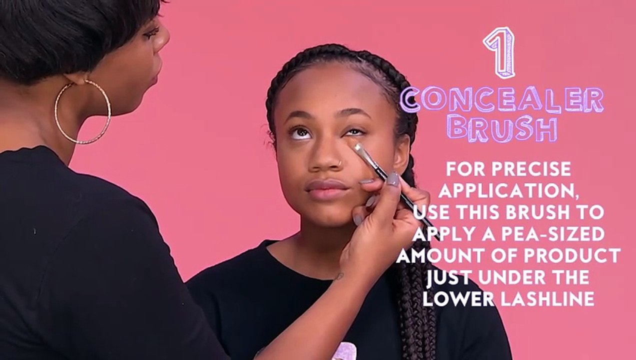 Makeup Minute: How to Apply Under Eye Concealer