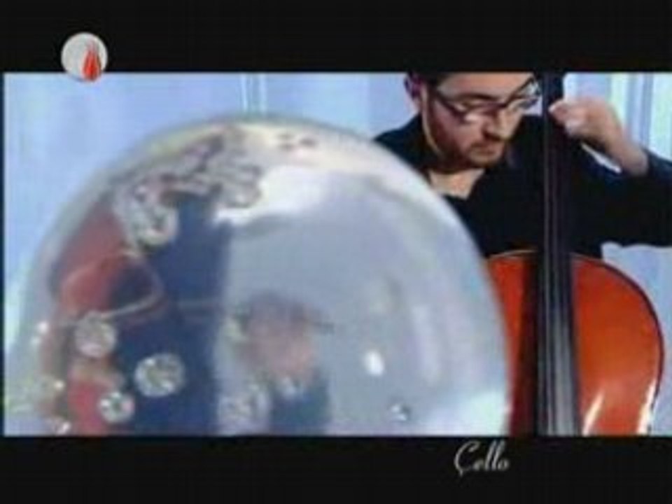 Cello 03 (Dönülmez aksamin ufkundayiz)