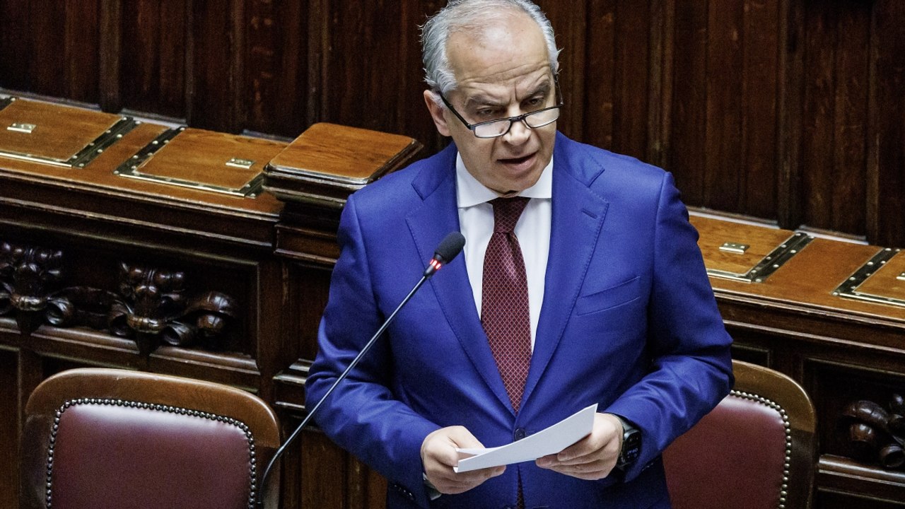 Piantedosi alla Camera: «In arrivo agenti Ice per le Olimpiadi Milano-Cortina, ma non avranno funzioni operative»