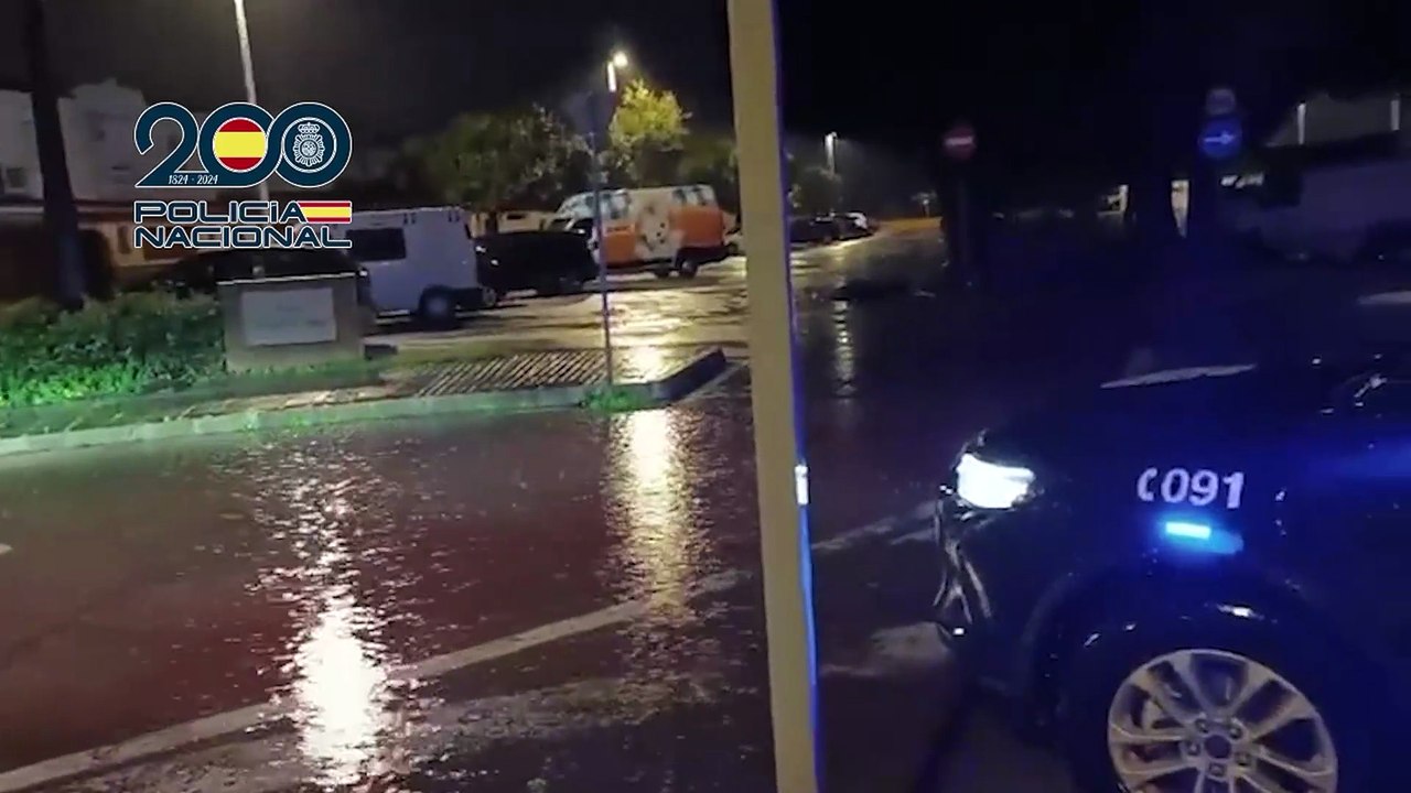 Labores de la Guardia Civil junto al río Guadalete por las inundaciones