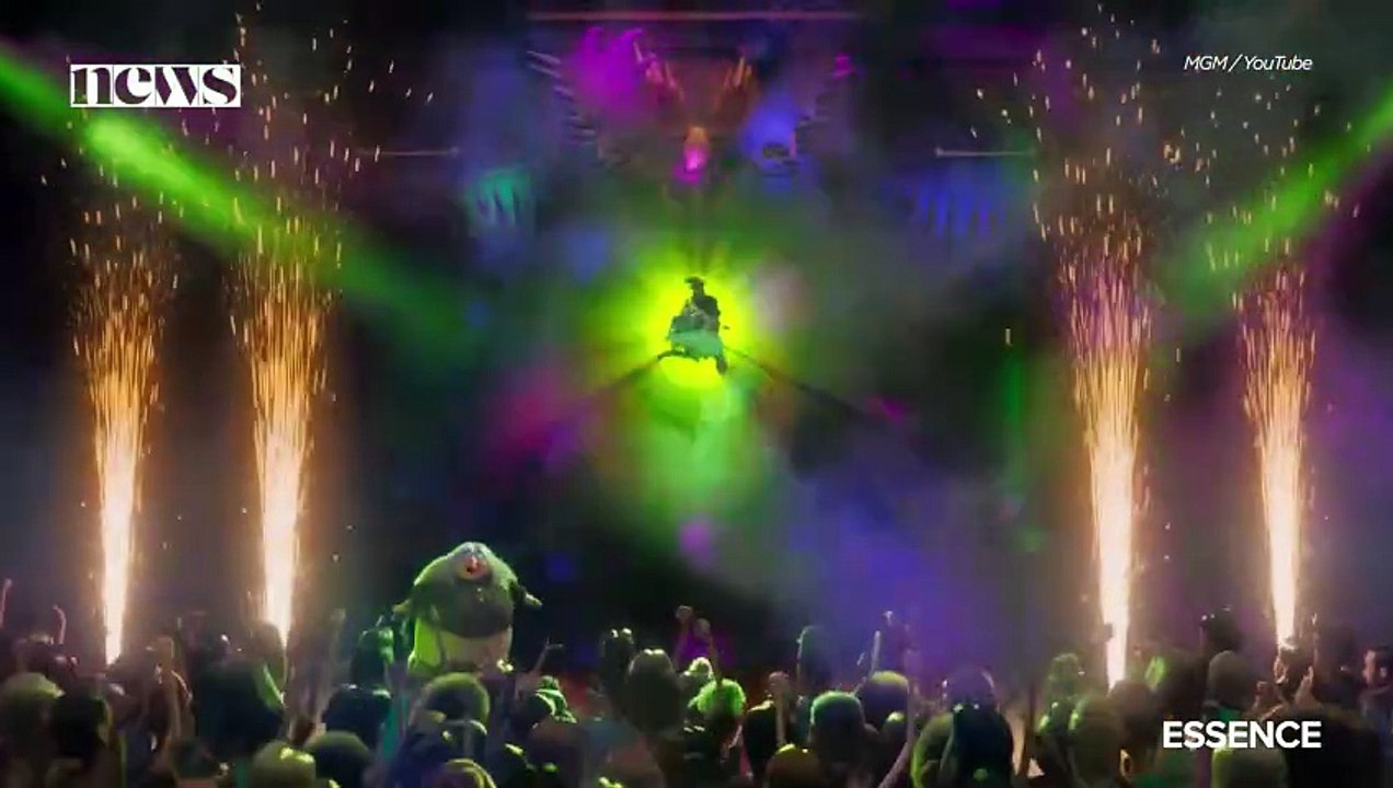 Snoop Dogg Talks Wowing His Grandkids With ‘Addams Family 2’ Role