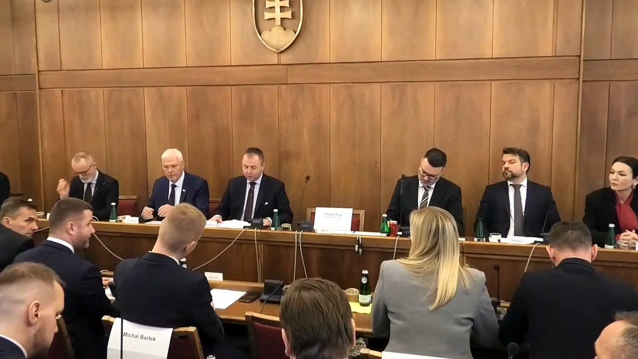 ZÁZNAM: NRSR: Za šéfa výboru pre európske záležitosti zvolili poslanci P. Kalivodu