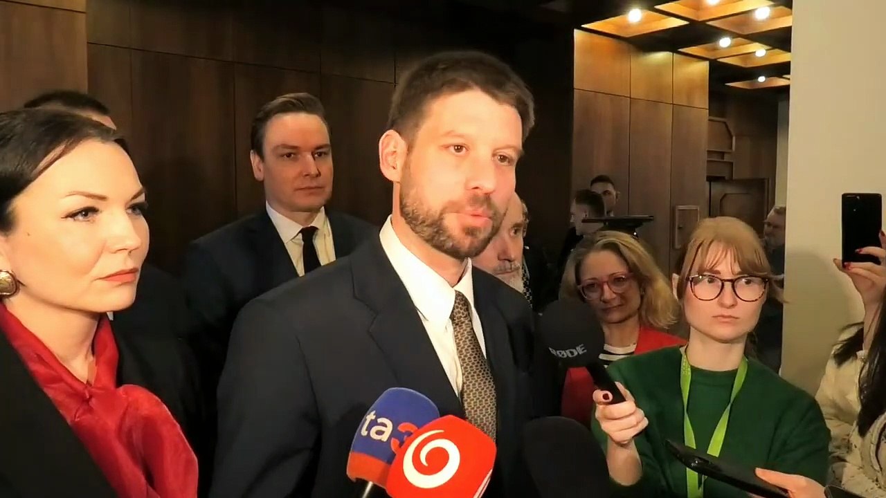ZÁZNAM: NRSR:Premiér na spoločné zasadnutie zahraničného a európskeho výboru neprišiel