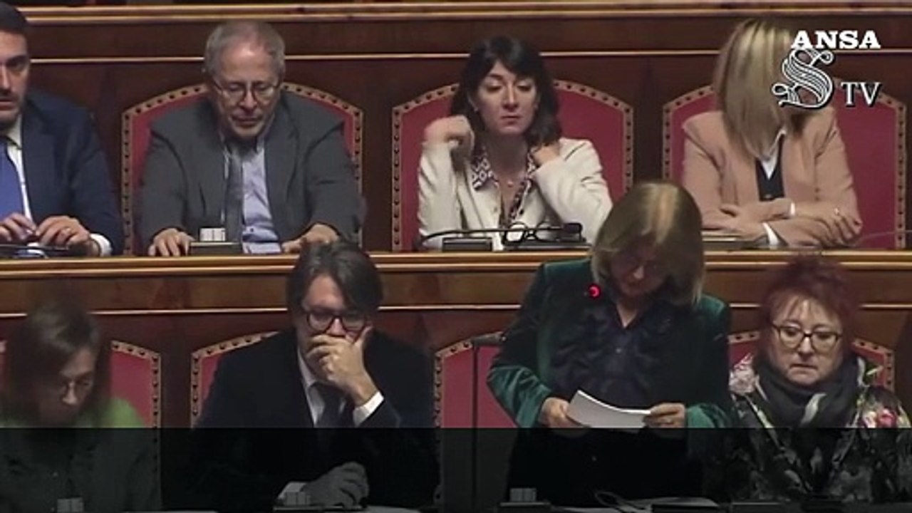 Rando parla di Niscemi e si commuove: "Nata li', non vi abbandoneremo"