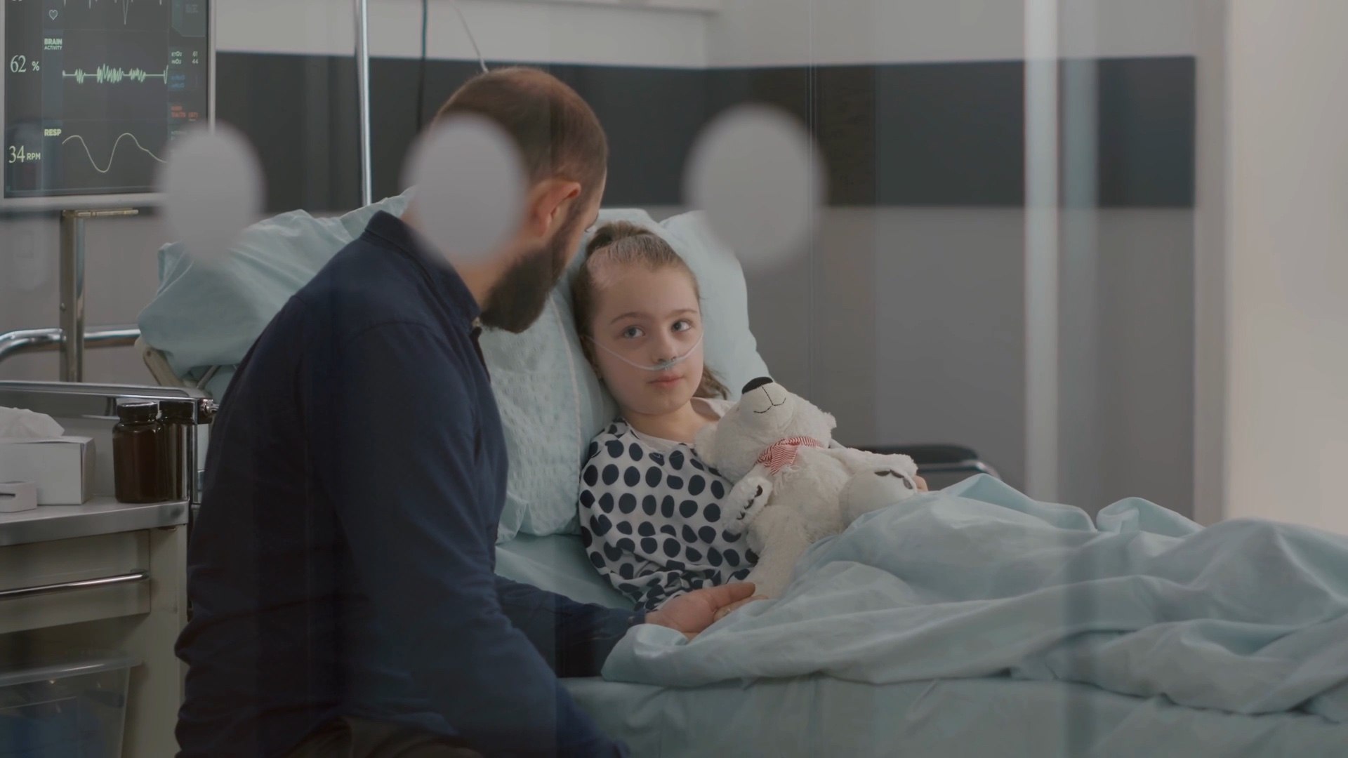⁣New scheme to cover travel costs for families of children with cancer