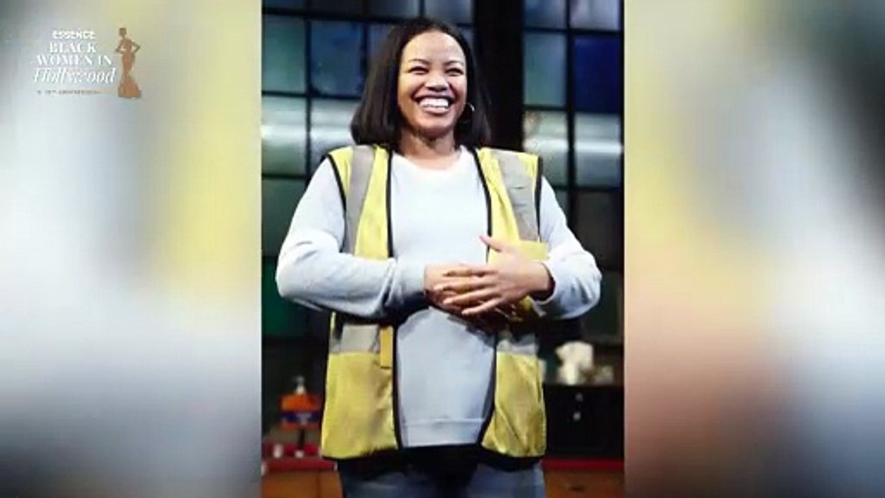 Mimi Valdez honors Chante Adams at the ESSENCE 15th Annual Black Women in Hollywood