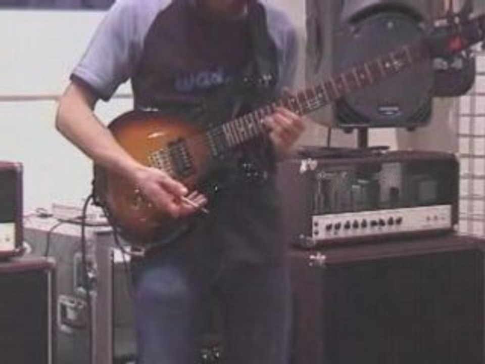 Guthrie Govan - Wonderfull Slipery Thing