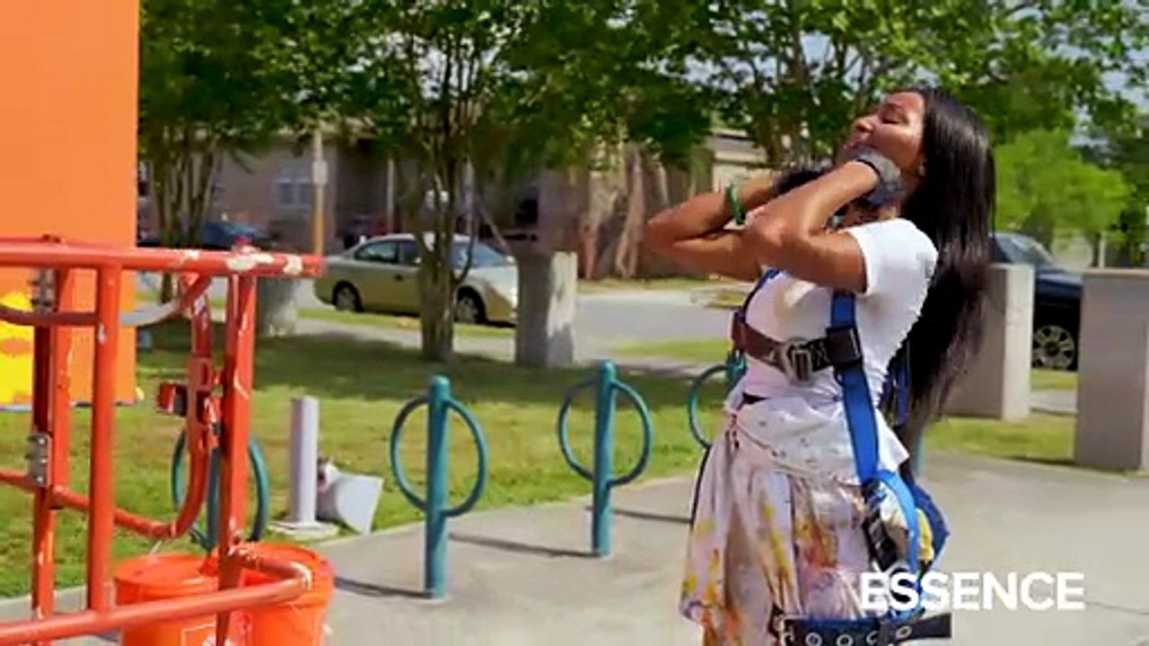 WATCH: Artist Jade Meyers Brings Vibrancy To Her Community With ‘I Am New Orleans’ Mural