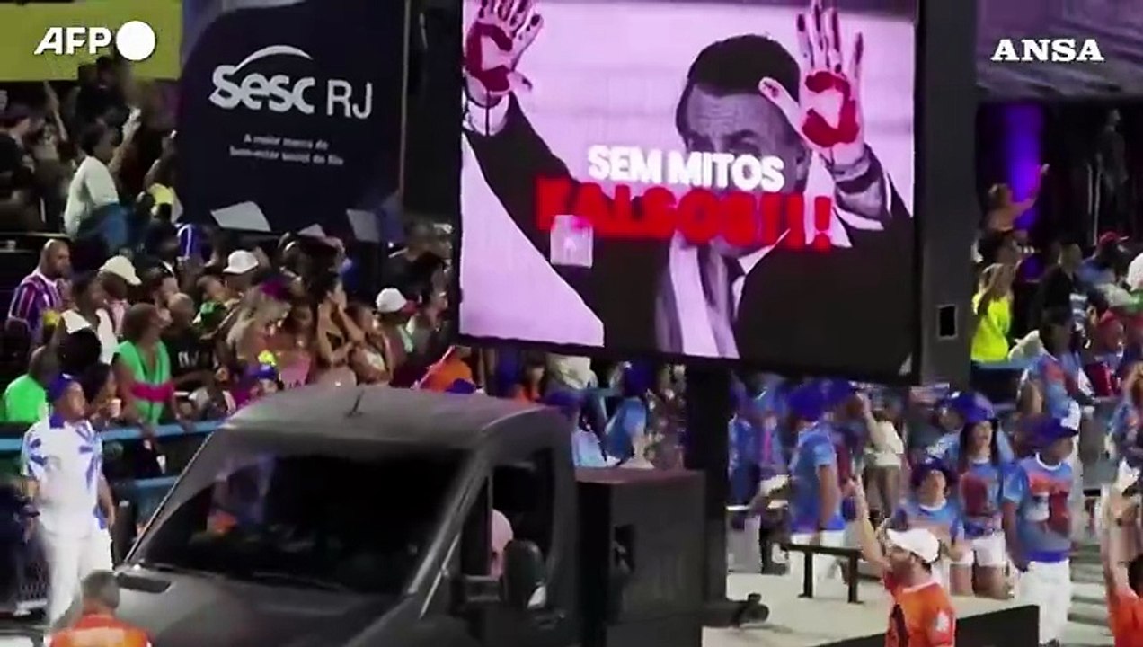 Rio de Janeiro, al Sambodromo le prove per le parate di Carnevale