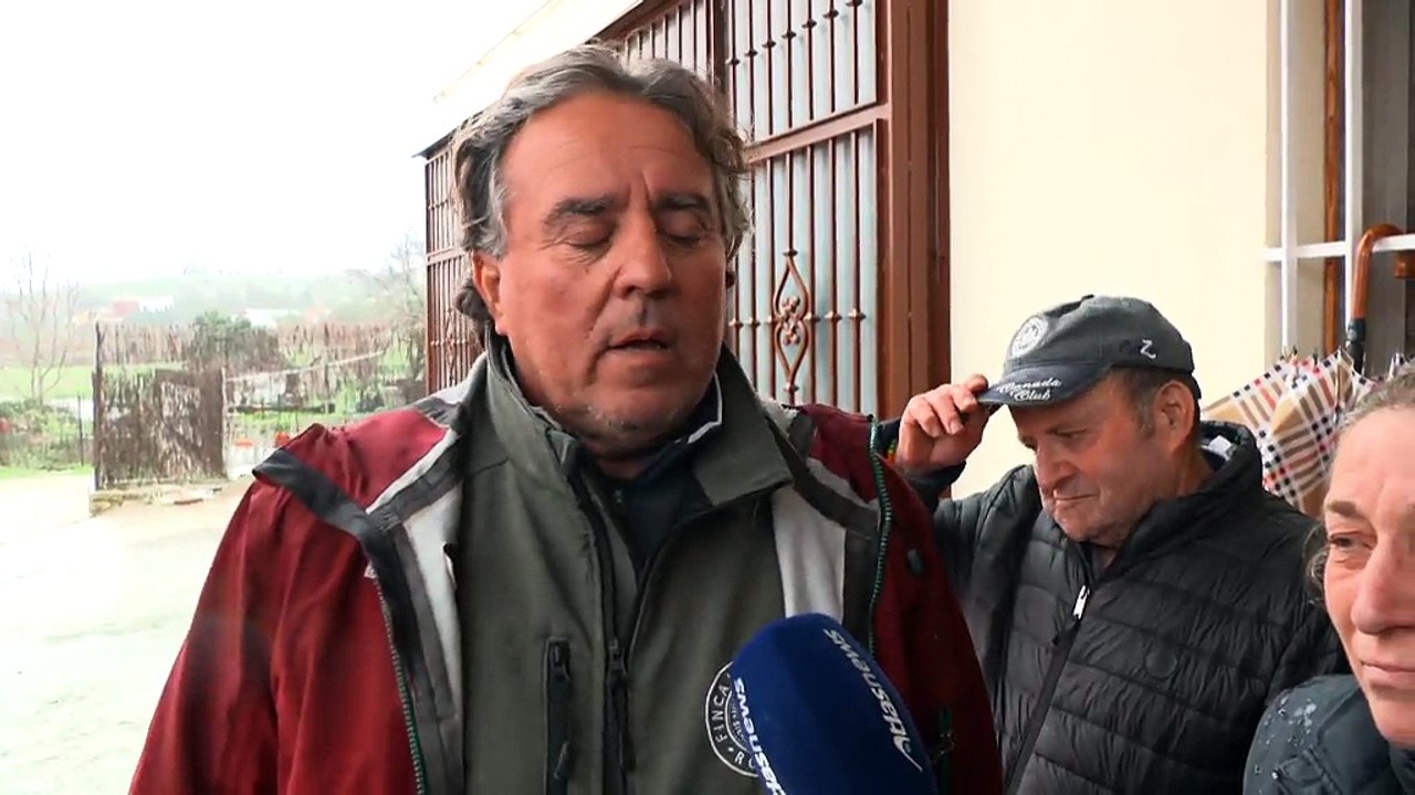 La borrasca Leonardo deja miles de evacuados y carreteras cortadas