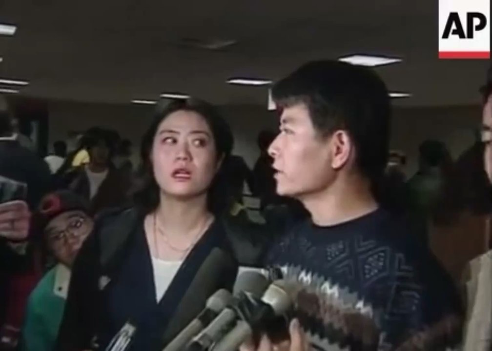After Bao Ge arrived in the United States from Shanghai with his sister, their presence briefly lifted the spirits of the Chinese pro-democracy movement overseas, which at the time was mired in disappointment, and helped foster a temporary sense of unity.