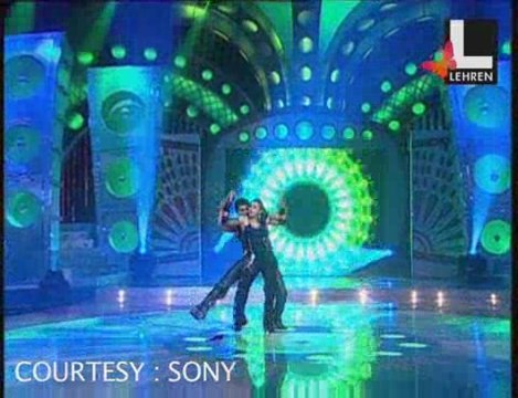 Celebrities romance on a reality show