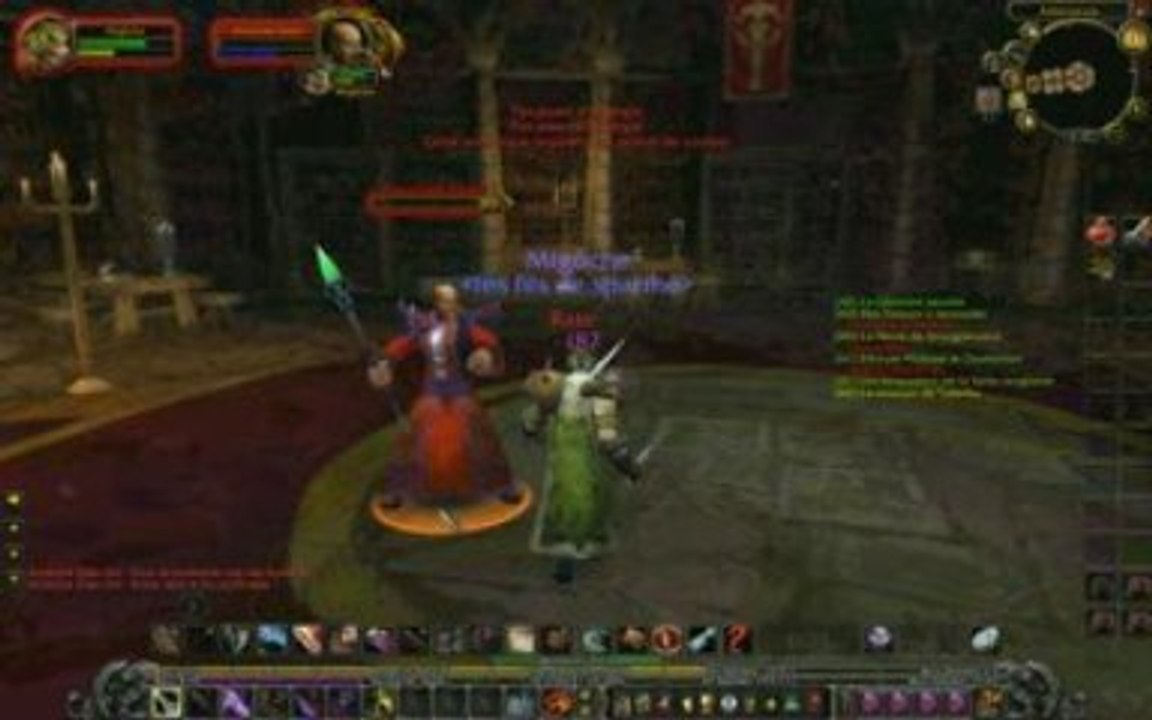 Voleur warcraft lvl 46 seul a la bibliotheque  =)