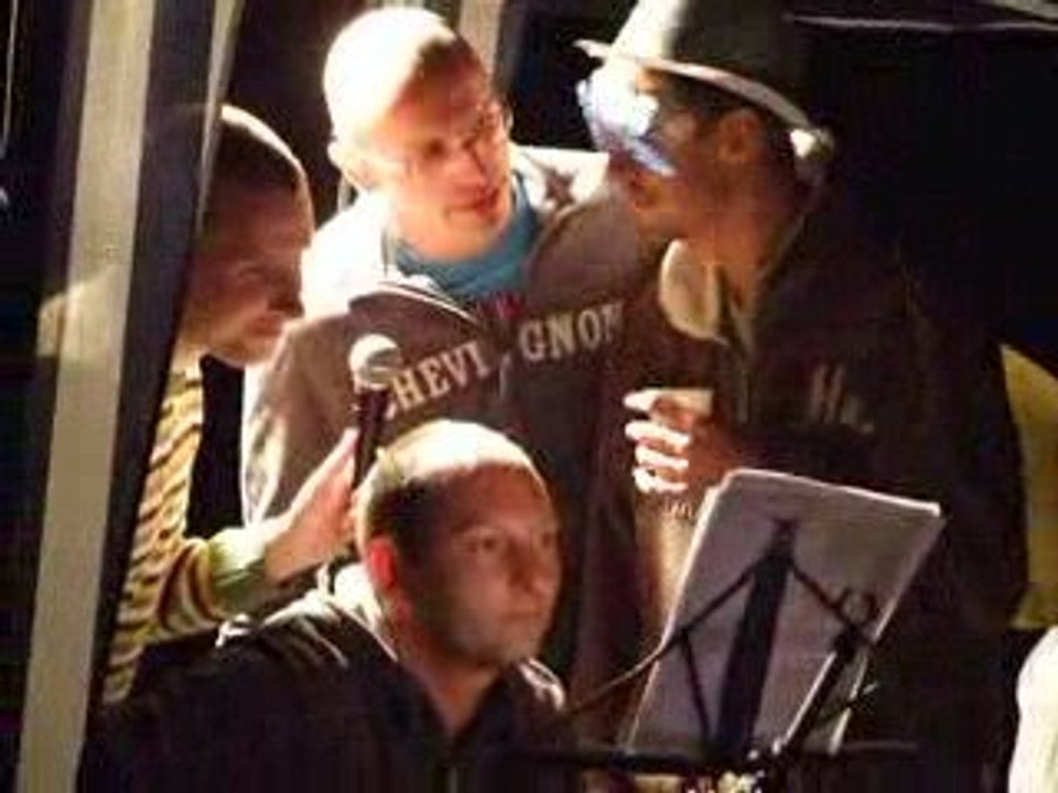 L'amphiprion et l'anémone (courlicoucou show)