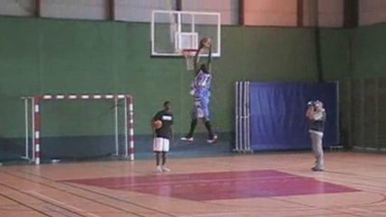 Tournoi 3x3 Bussy basket & Fastwear : dunks,lancers francs..