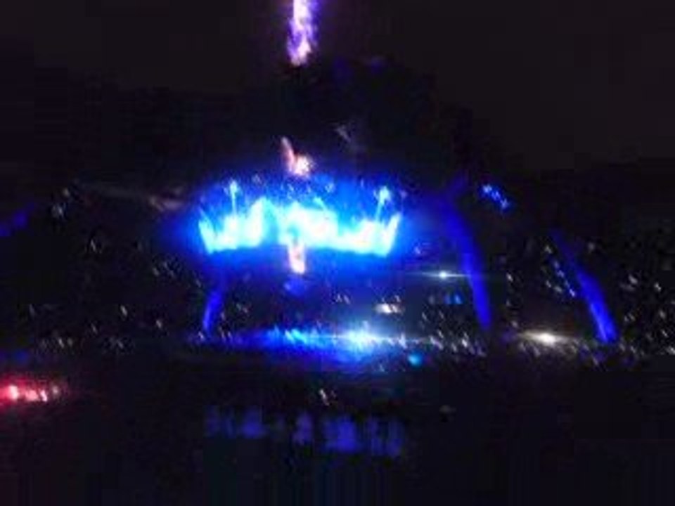 U2 - One [live] - Paris - 11 juillet 2009