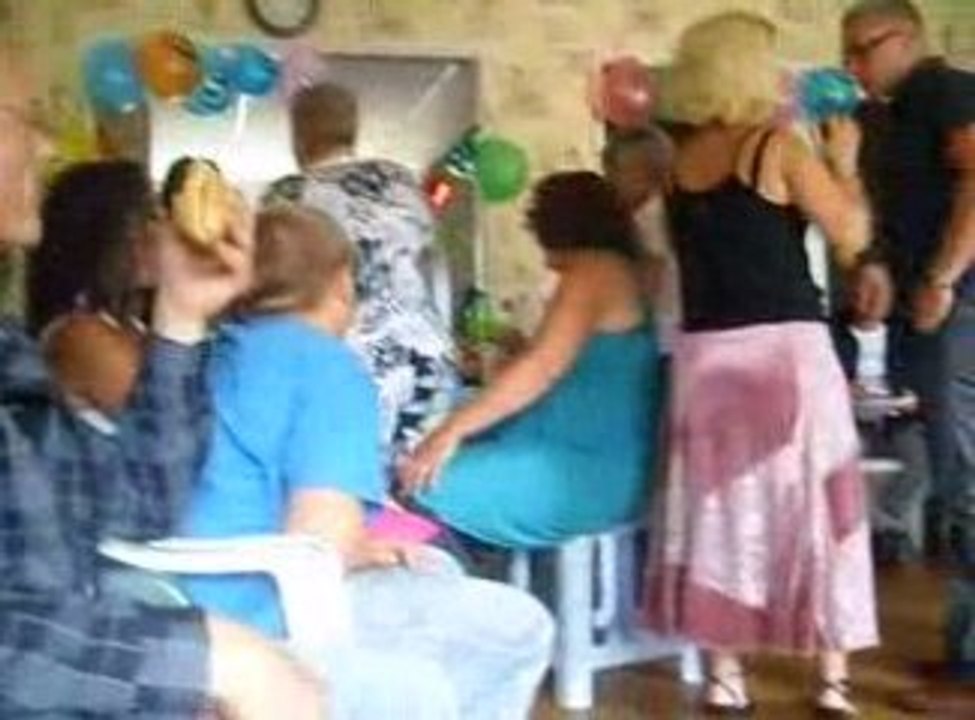anniversaire a jessy toute le monde