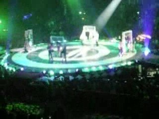 Britney Circus Bercy Toxic