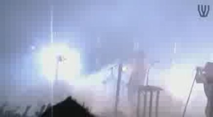 01 - NIN - Live Zénith Paris 2009 - Somewhat Damaged