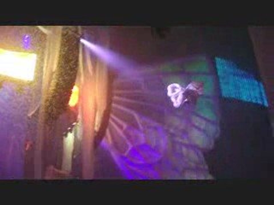 Sensation White amsterdam 2009 - Open your wings and fly