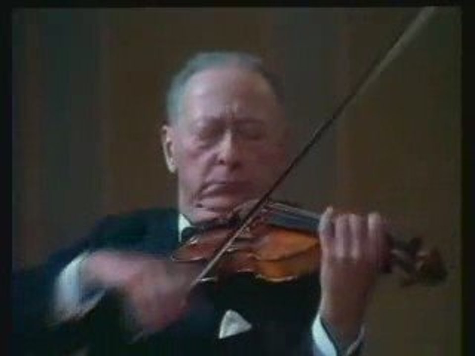 MOZART - Jascha Heifetz plays Rondo by Mozart