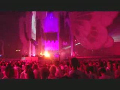 Sensation White amsterdam 2009 - Sander Van Doorn